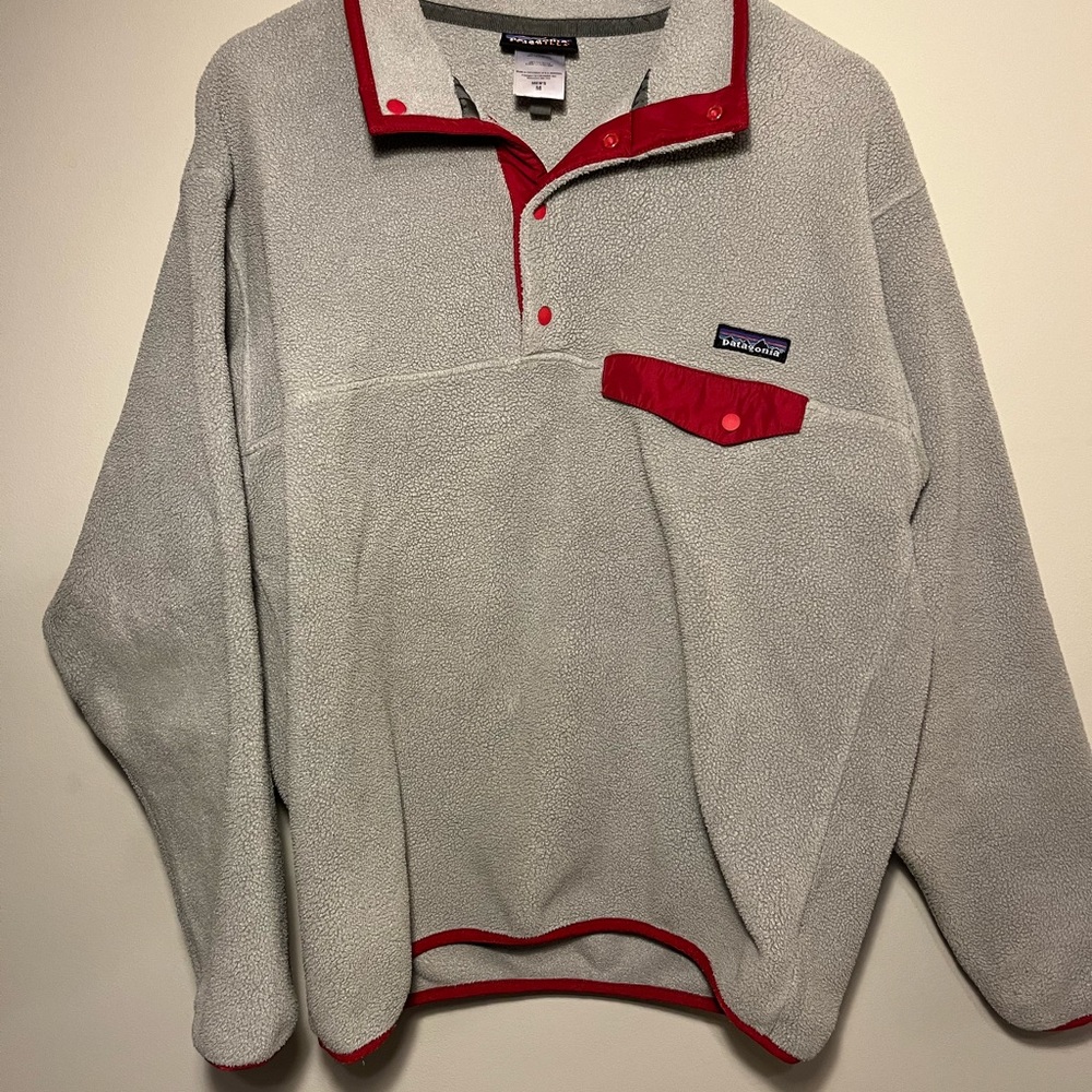 Patagonia Men's Synchilla® Snap-T® Pullover, Grey/Red, Size Medium